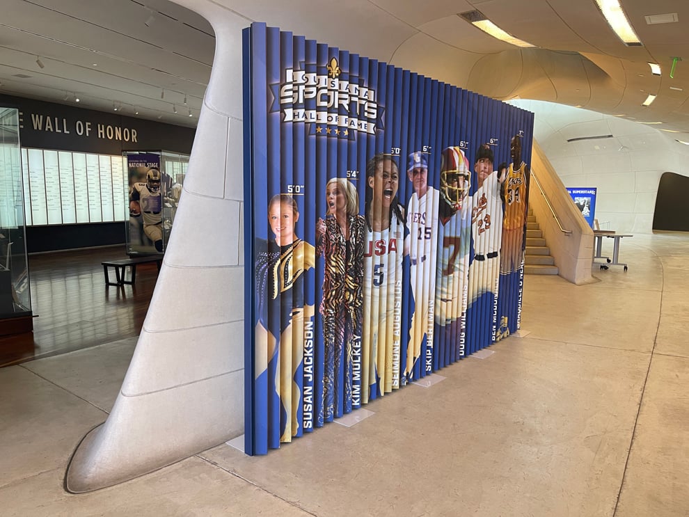 Lenticular wall displays for commercial interior branding in Charlotte, NC
